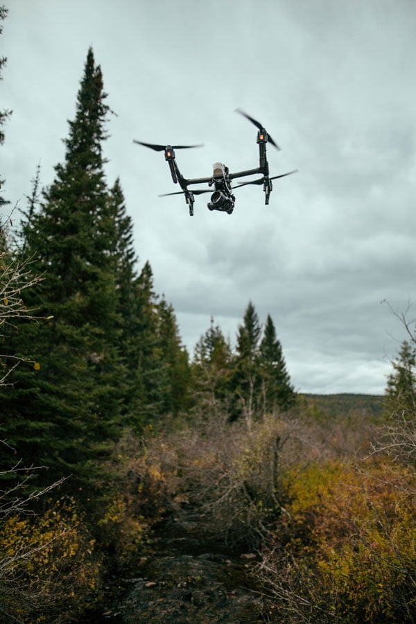 Uso de drones para o mapeamento em grandes áreas conta com uma série de vantagens