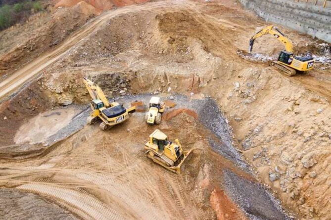 Segurança em inspeções de obras.